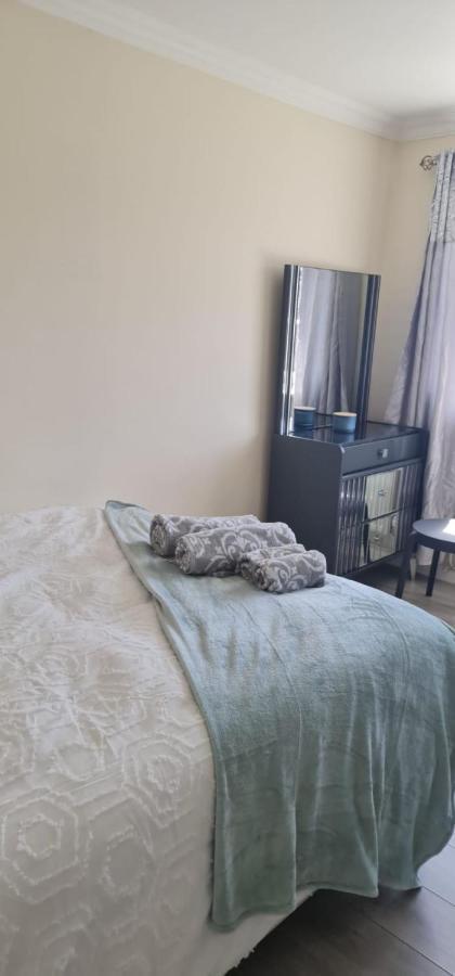Stylish & Cozy 2-Bedroom Flat In Hoxton & Shoreditch Londra Esterno foto